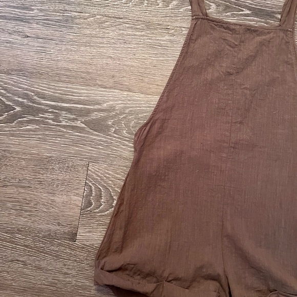 SHEIN linen romper - Picture 2 of 4